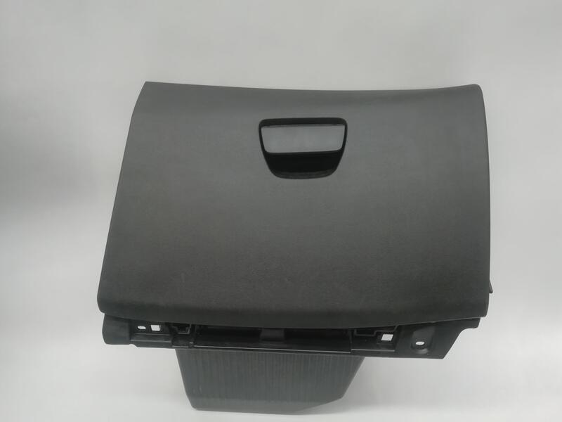 Boite a gants PEUGEOT 2008 1.6 HDI  - 1