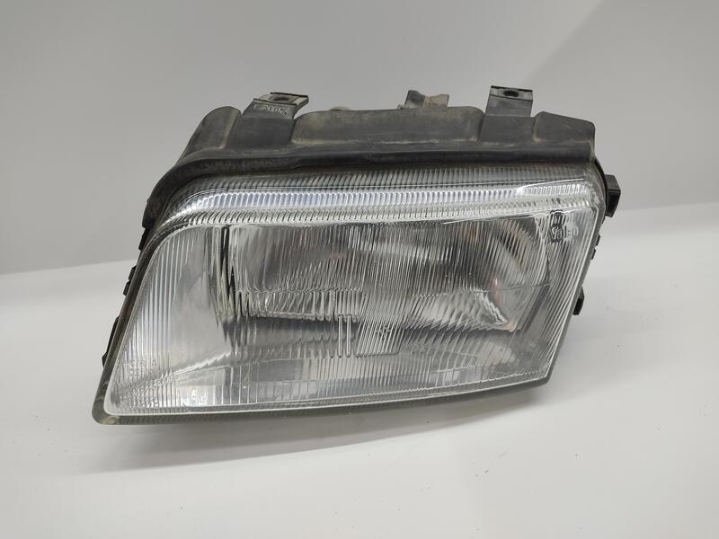 Optique avant principal gauche (feux)(phare) AUDI A4 1.8 Essence - 1
