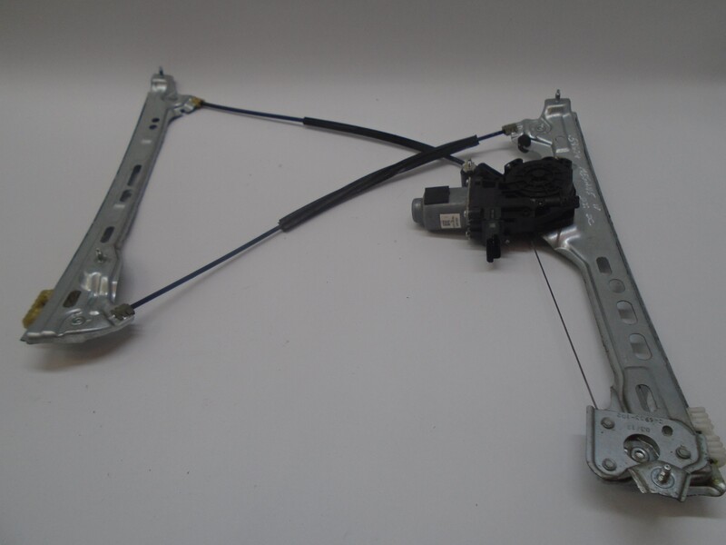 Leve vitre electrique avant gauche RENAULT MEGANE IV BERLINA 5P BOSE-EDITION Diesel - 1