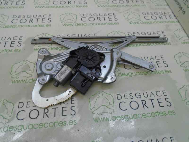 Leve vitre electrique avant droit RENAULT MEGANE III COUPE EXPRESSION Diesel - 1