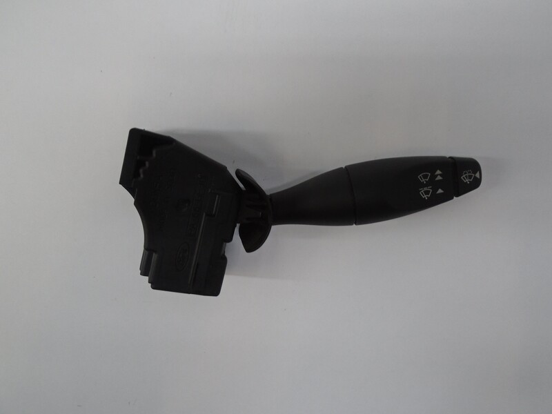 Commodo d'essuie glaces FORD FOCUS BERLINA (CAK) AMBIENTE Diesel - 1