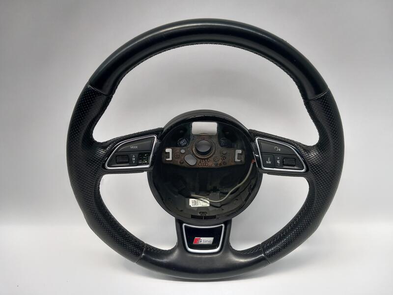 Volant AUDI A4 AVANT (8K5) BASICO QUATTRO Diesel - 1
