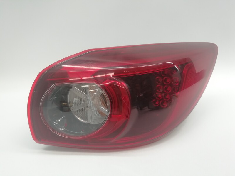 Feu arriere principal droit (feux) MAZDA 3 2.0 Essence - 1