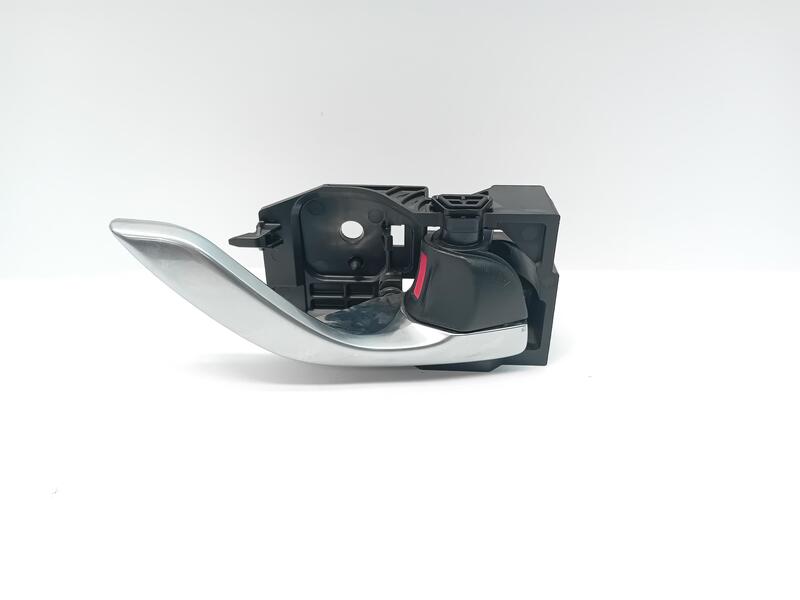 Poignee interieur arriere gauche MAZDA 3 2.2 D  - 1