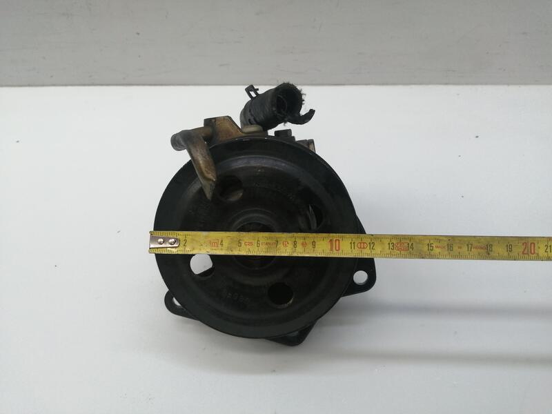 Pompe de direction LAND ROVER DISCOVERY IV 3.0 TD 4X4  - 1