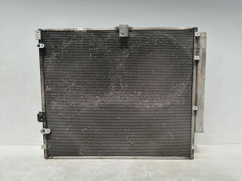 Condenseur de clim CADILLAC SRX 4.6 AWD Essence - 1