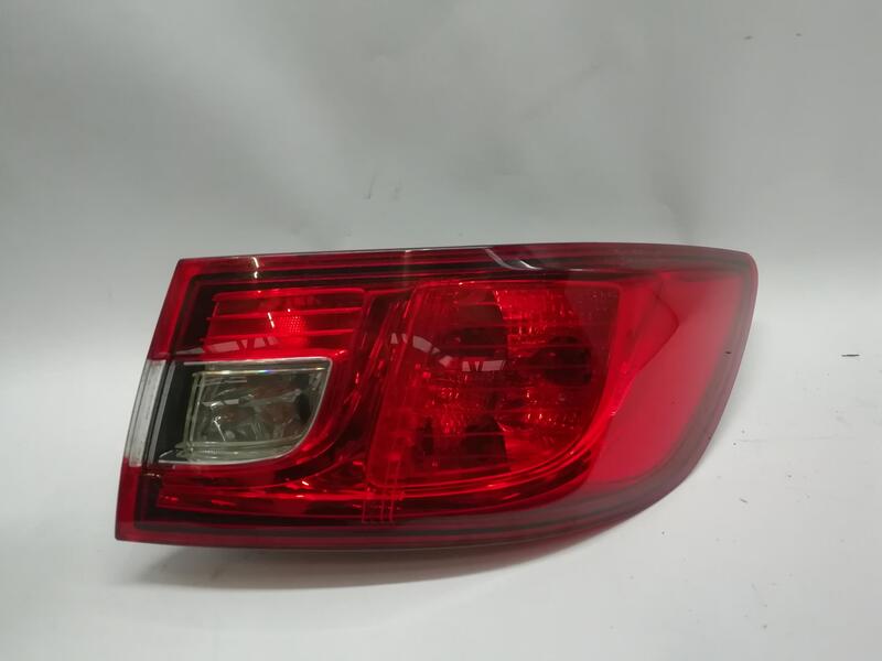 Feu arriere principal droit (feux) RENAULT CLIO IV AUTHENTIQUE Diesel - 1