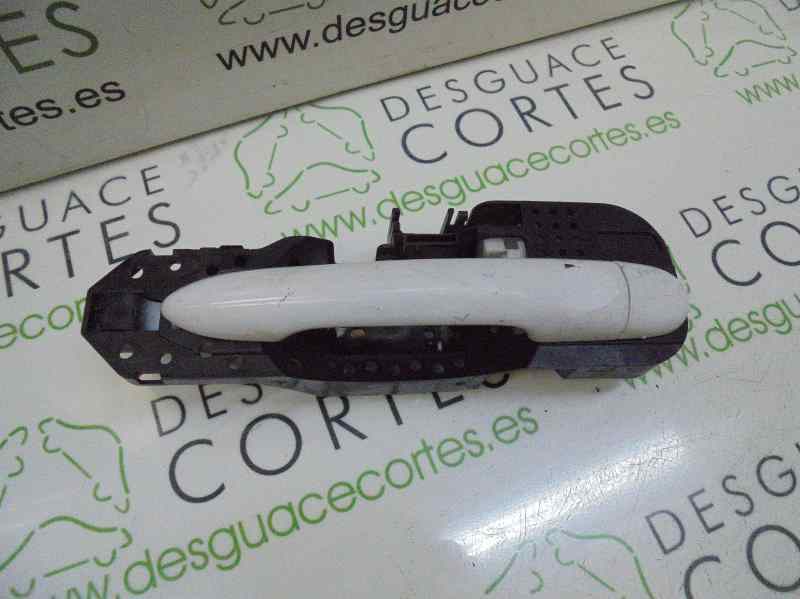 Poignee porte avant droit RENAULT MEGANE III COUPE INTENS  - 1