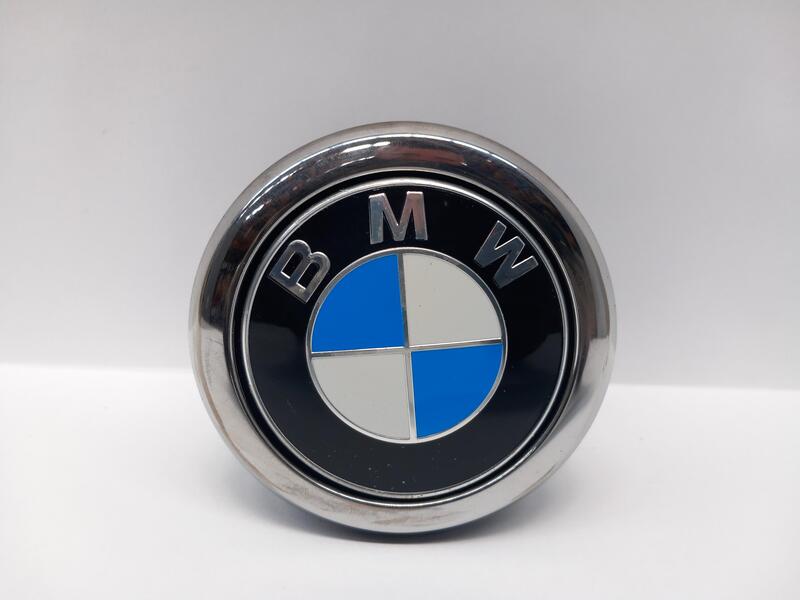 Poignee hayon BMW 1 20 D XDRIVE  - 1