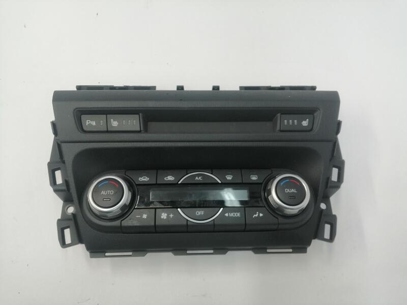 Commande chauffage MAZDA 3 2.2 D  - 1
