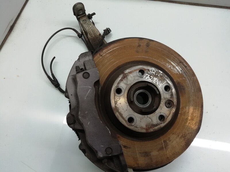 Fusee avant gauche AUDI Q7 (4L) 3.6 FSI  - 1