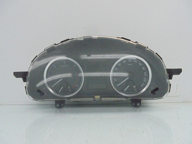Compteur TOYOTA AURIS (E18) ACTIVE Diesel - 1