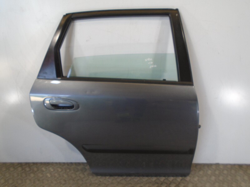 Puerta trasera derecha HONDA CIVIC VII HATCHBACK 1.6 I Gasolina - 1