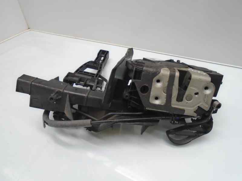 Serrure avant gauche FORD FOCUS III 1.6 TDCI  - 1