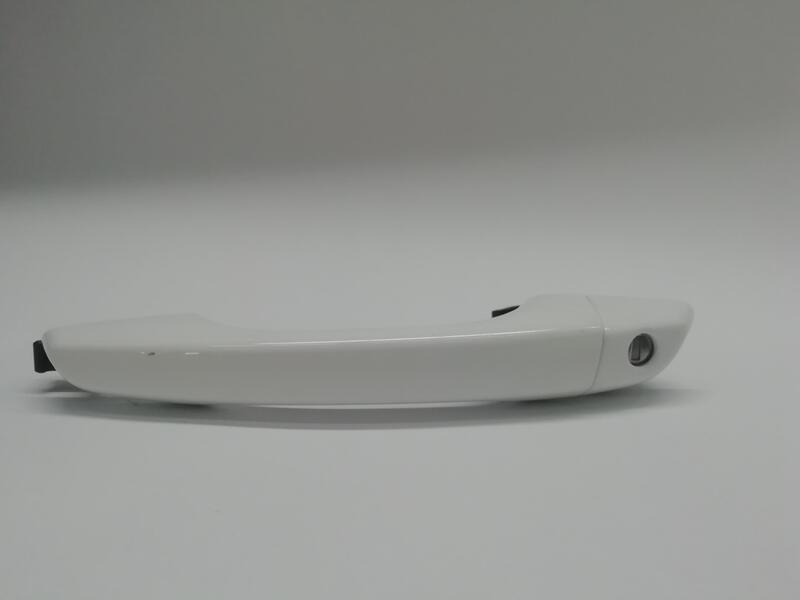 Poignee porte avant gauche HYUNDAI I30 (PD) ESSENCE  - 1