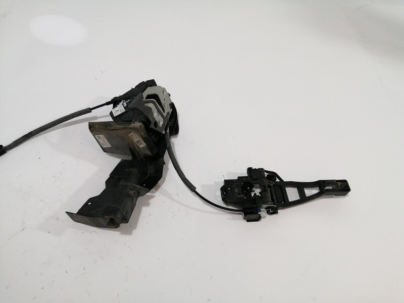 Serrure avant gauche FORD FOCUS III 1.5 TDCI  - 1