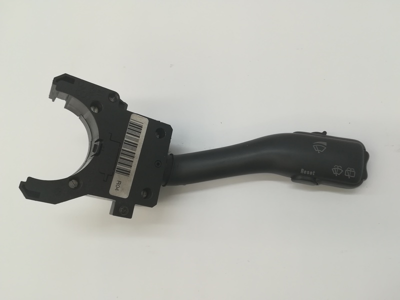 Commodo d'essuie glaces VOLKSWAGEN GOLF IV 1.9 TDI  - 1