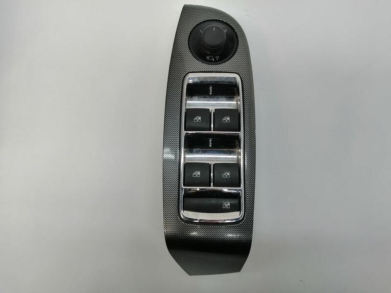 Interrupteur de leve vitre avant gauche CHEVROLET MALIBU LT+ Diesel - 1