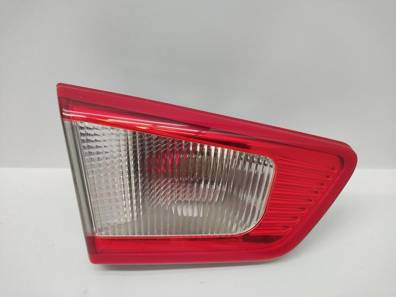 Feu arriere secondaire gauche (feux) MITSUBISHI COLT CZC DESCAPOTABLE 1.5 Essence - 1