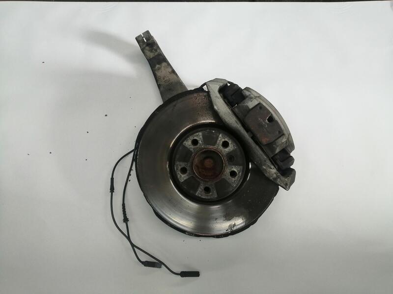 Fusee avant gauche BMW 5 GRAN TURISMO 530 D  - 1