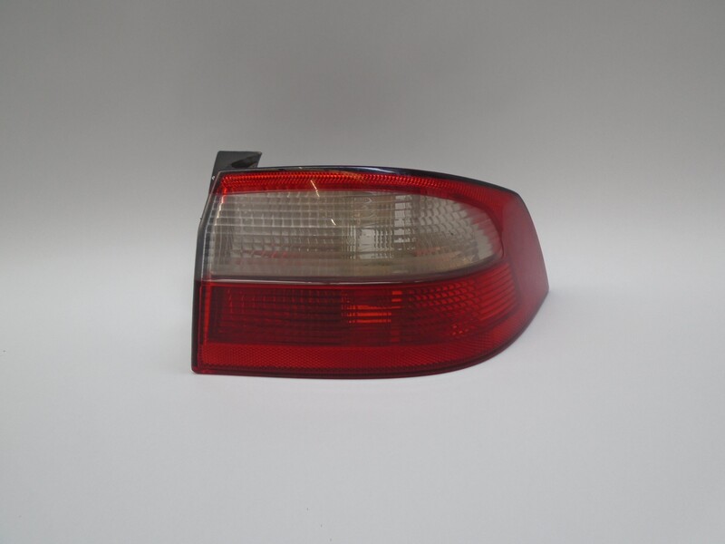 Luz trasera principal derecha (luces) RENAULT LAGUNA II (BG0) AUTHENTIQUE Diésel - 1