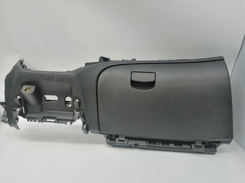 Boite a gants SUBARU IMPREZA (G12) CLASSIC  - 1