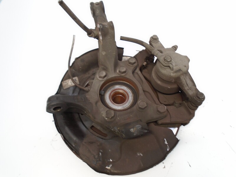 Fusee avant gauche TOYOTA VERSO 2.0 D-4D  - 1