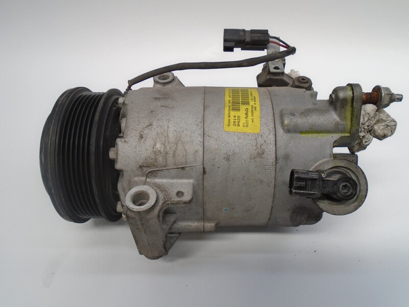 Compresseur clim CITROEN FIESTA VI 1.0 ECOBOOST Essence - 1