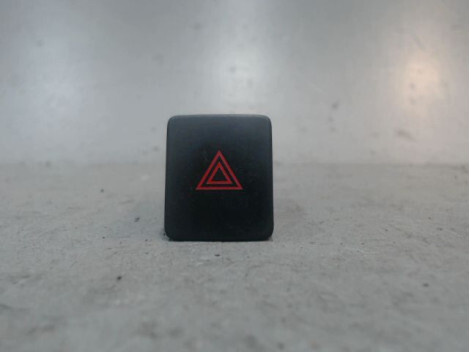 Bouton de warning NISSAN QASHQAI Diesel - 1