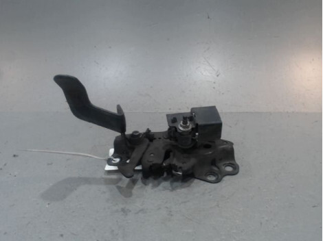 Serrure de capot NISSAN JUKE Diesel - 1
