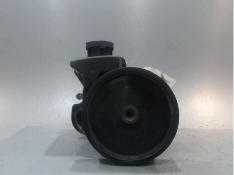 Pompe de direction MERCEDES CLASSE C Essence - 1