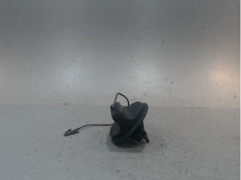 Bouchon de carburant RENAULT CAPTUR Essence - 1