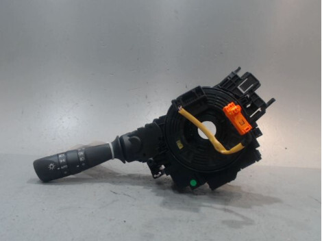 Commodo phare TOYOTA AURIS  - 1
