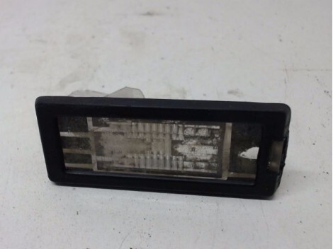 Eclairage de plaque RENAULT MEGANE SCENIC II PH1 02-06 Diesel - 1