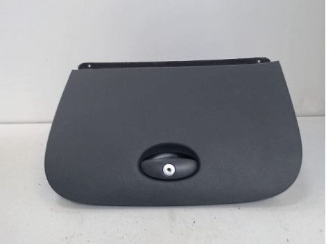 Boite a gants CITROEN C5 Diesel - 1