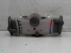 Commande chauffage TOYOTA AYGO Essence - 1