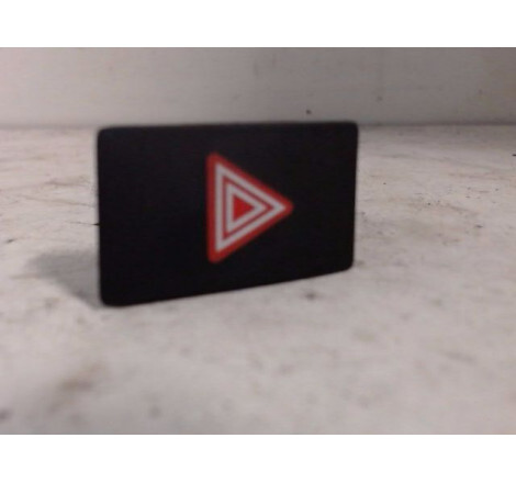 Bouton de warning TOYOTA VERSO Diesel - 1