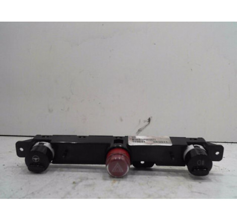 Bouton de warning FIAT 500 Essence - 1