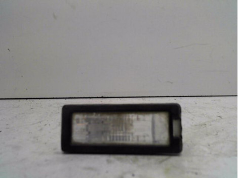 Eclairage de plaque RENAULT LATITUDE Diesel - 1