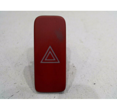 Bouton de warning TOYOTA AURIS Diesel - 1