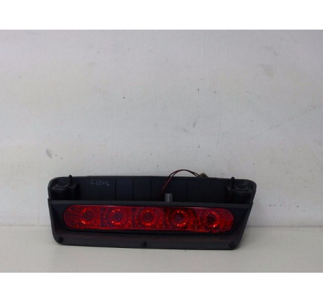 Feu arriere stop central CHEVROLET SPARK Essence - 1