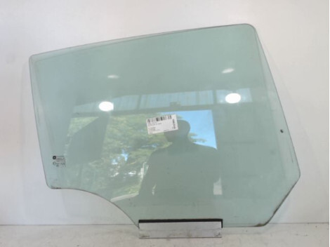 Vitre arriere droit OPEL ASTRA 2004- Diesel - 1