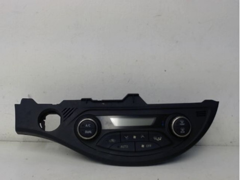 Commande chauffage TOYOTA YARIS  - 1