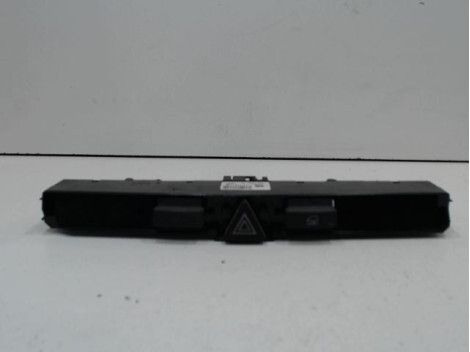 Bouton de warning OPEL ZAFIRA Diesel - 1