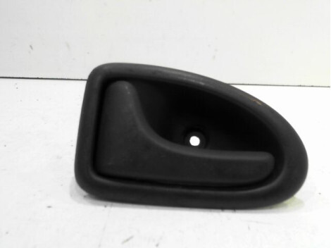 Poignee interieur avant gauche RENAULT TRAFIC Diesel - 1