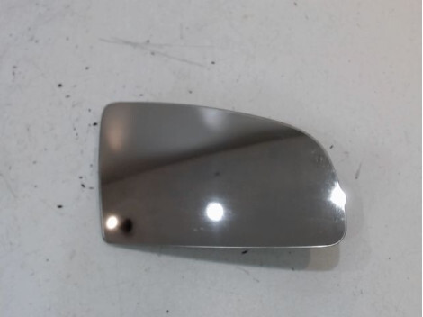 Glace retroviseur droit AUDI A3 Diesel - 1