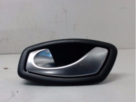 Poignee interieur avant gauche RENAULT MEGANE III ESTATE 09- Diesel - 1