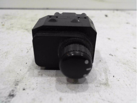 Commande retroviseurs SUZUKI SWIFT Essence - 1