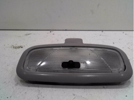 Eclairage de plafonnier FORD FOCUS Essence - 1