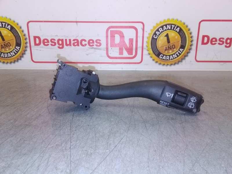 Commodo d'essuie glaces AUDI A4 AVANT (8E) 2.5 TDI Diesel - 1